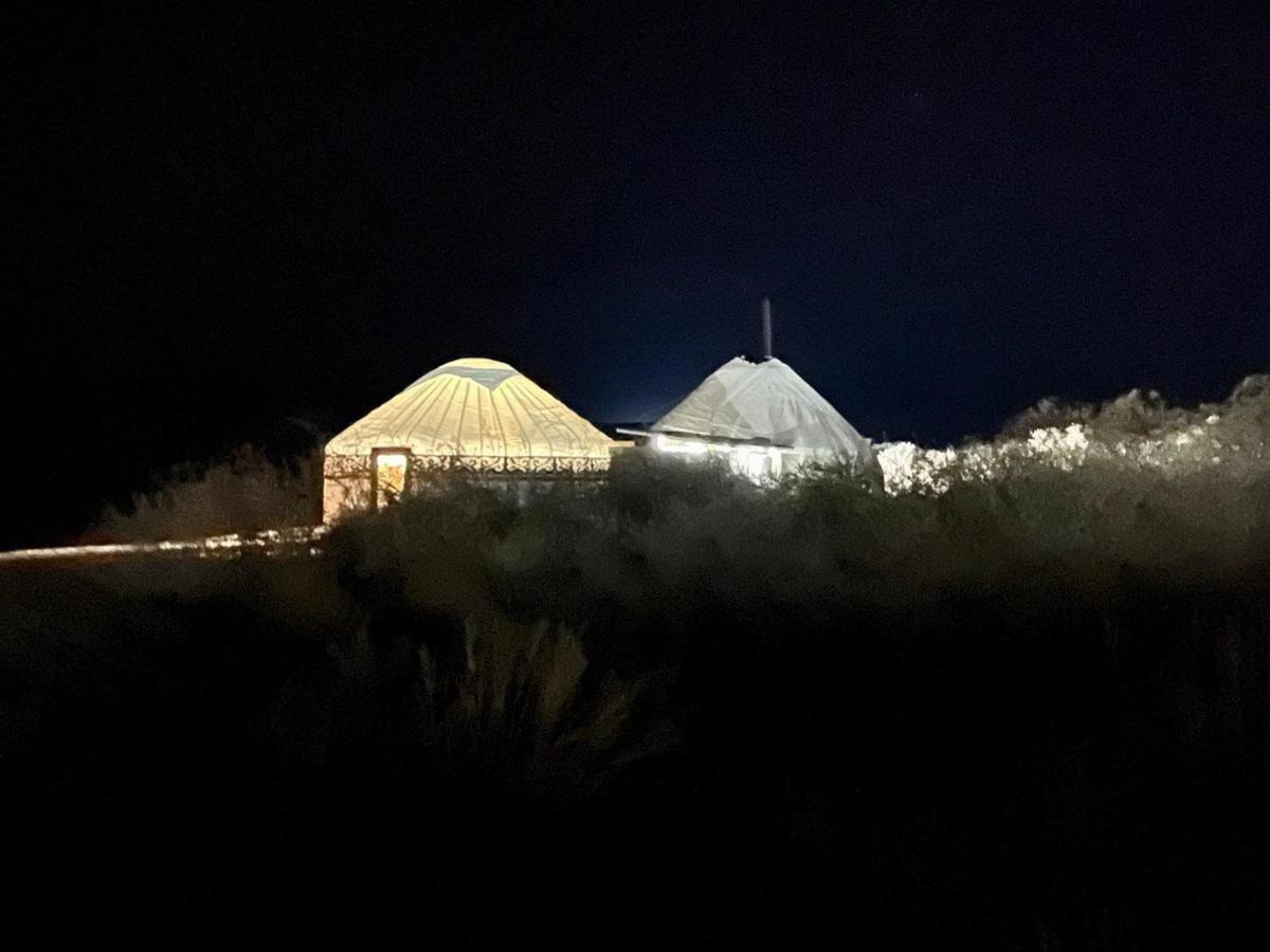 Ak-Tengir Yurt Resort Tossor Kültér fotó