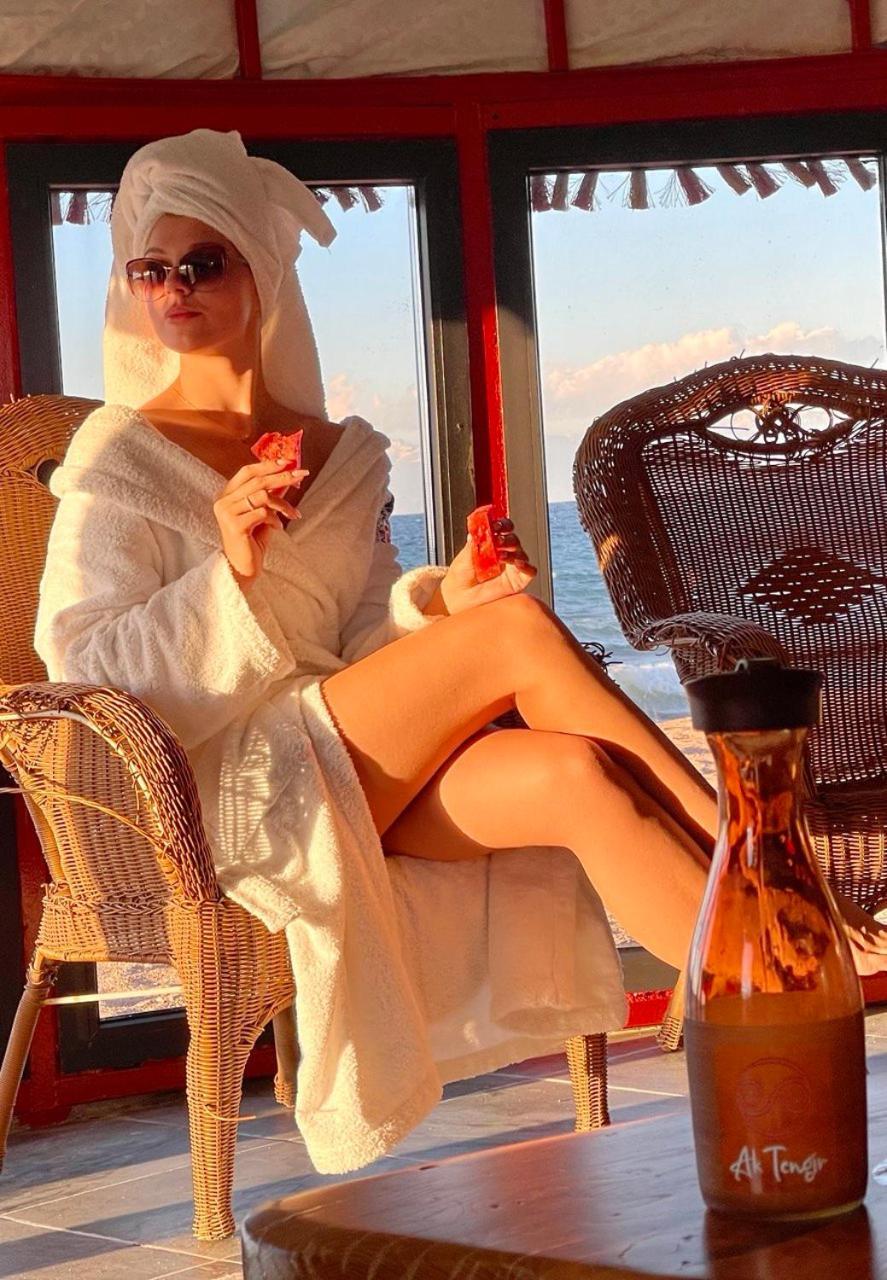 Ak-Tengir Yurt Resort Tossor Kültér fotó