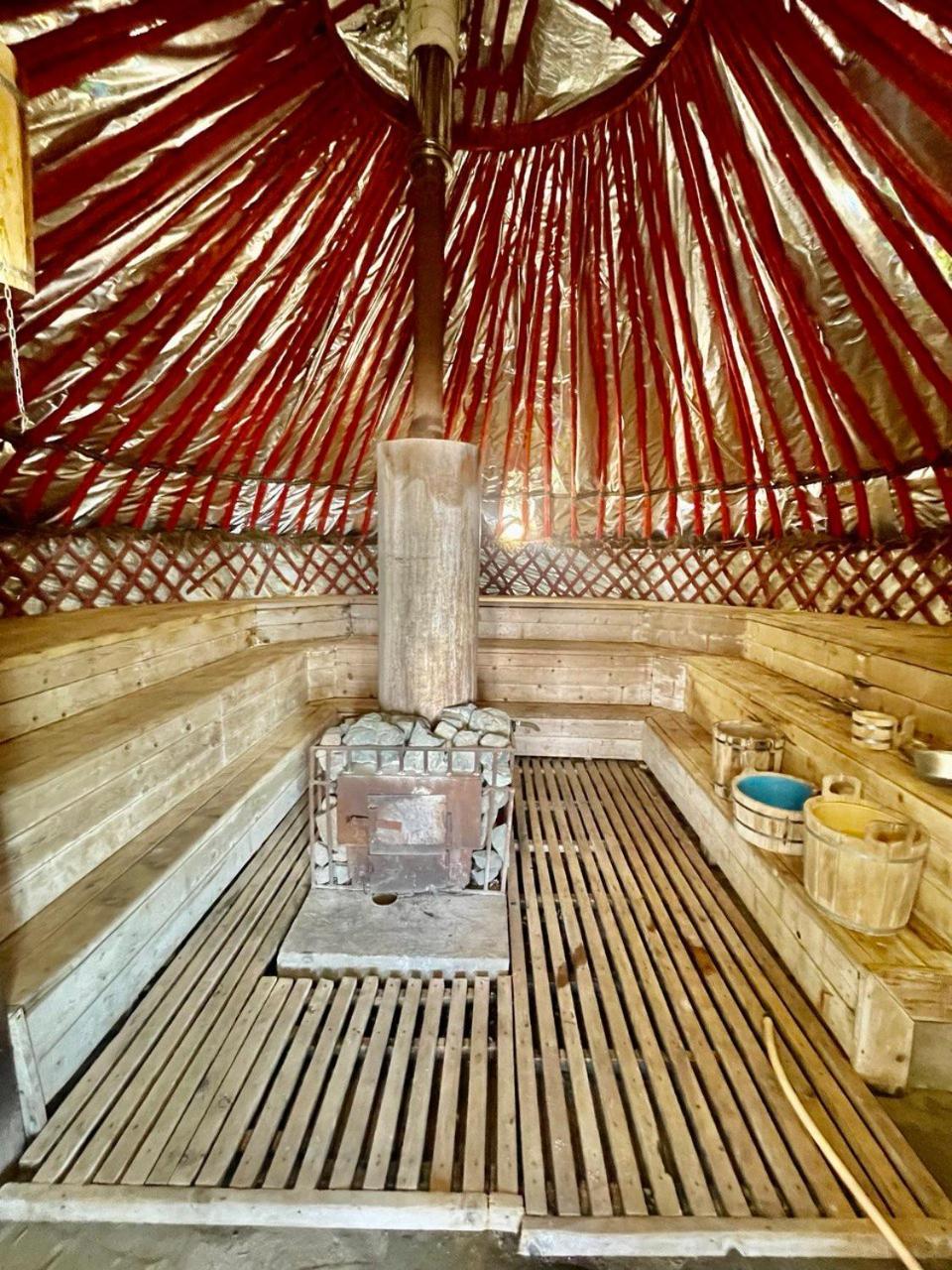 Ak-Tengir Yurt Resort Tossor Kültér fotó