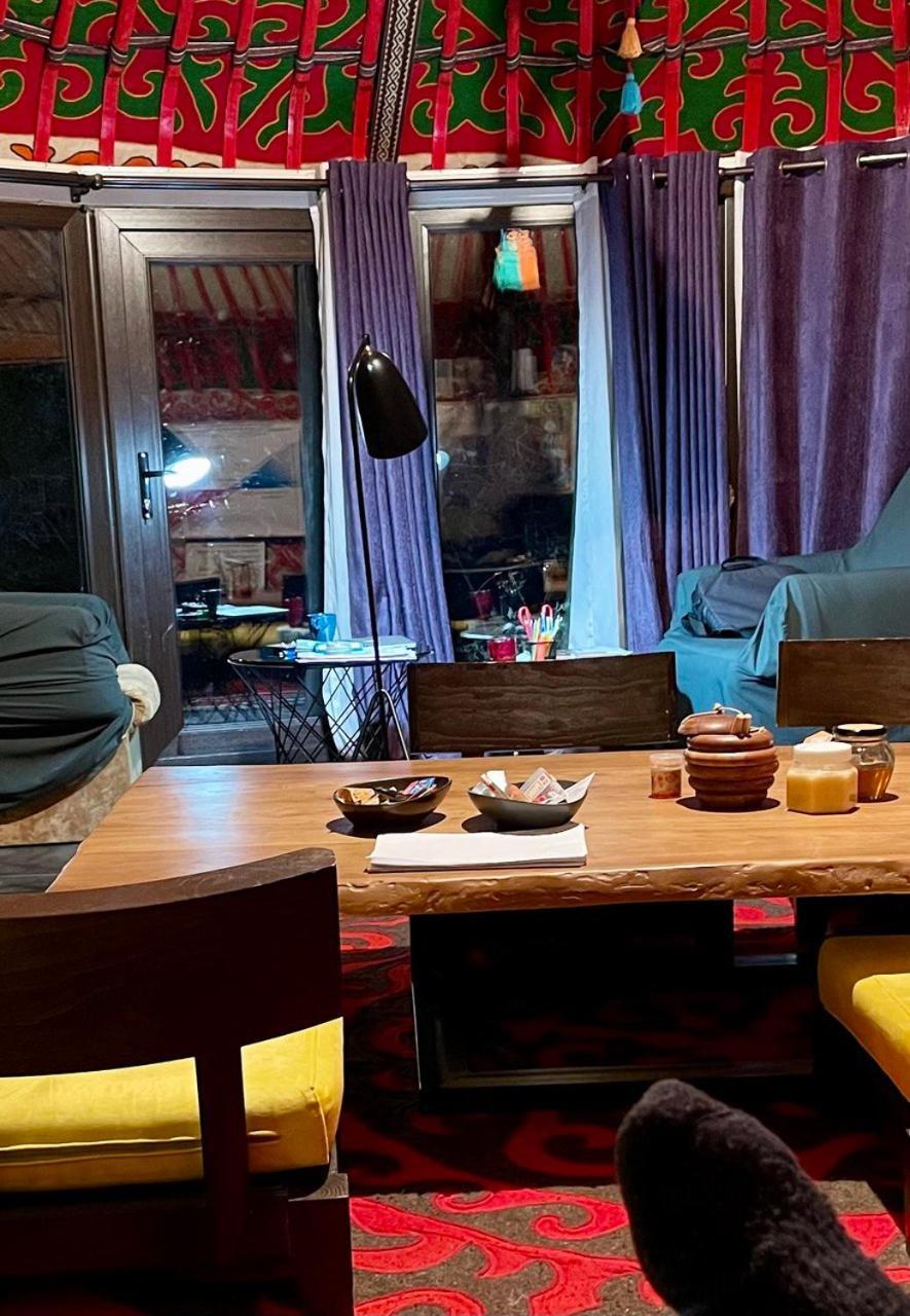 Ak-Tengir Yurt Resort Tossor Kültér fotó