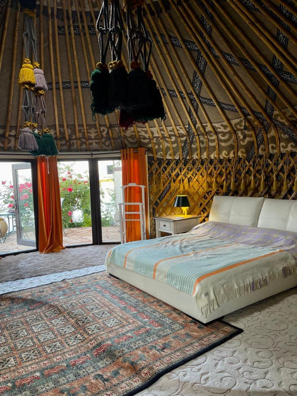 Ak-Tengir Yurt Resort Tossor Kültér fotó